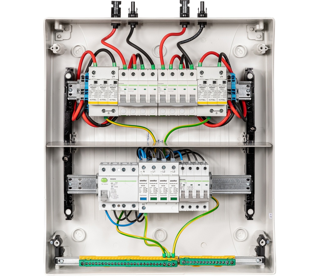 MADEnR - Coffret PV AC/DC 9kW triphasé – 2 String – 2MPPT – Parafoudre AC – Diff 300mA